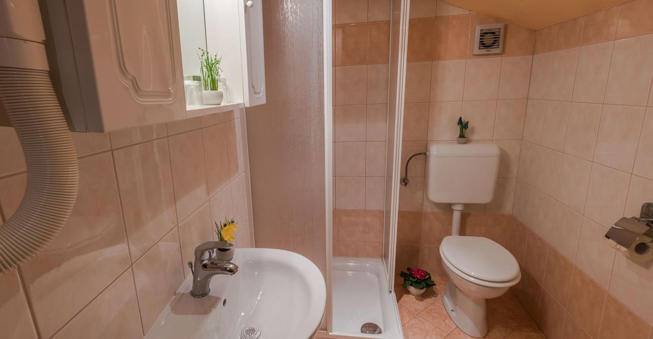 Guest House Danilo-Hisa Primc Ilirska Bistrica Eksteriør bilde